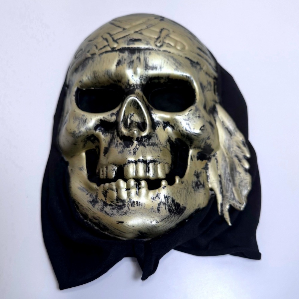 Gold‎ Pirate Skull Mask Black Hood Crossed Swords Dark Halloween Party Costume